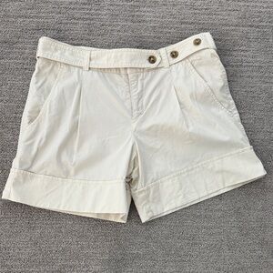 Vince Women’s Casual Pleated Shorts in Off-White Sz 6